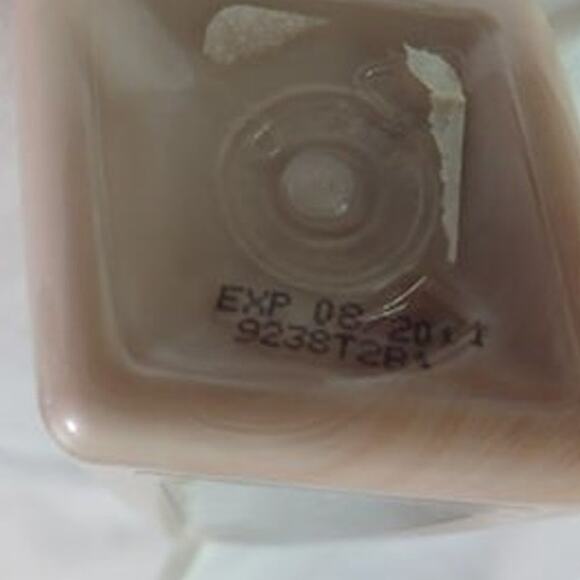 Bath & Body Works Frosted Orange Spice Holiday Traditions Moisturizing Hand Soap - Picture 7 of 10